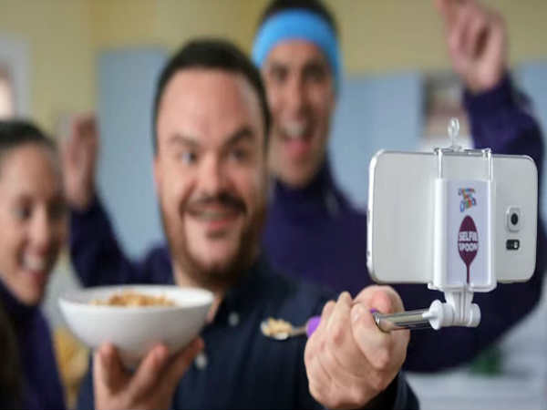 గ్రే బటన్ నొక్కితే మీ సెల్ఫీ పోటోలు 