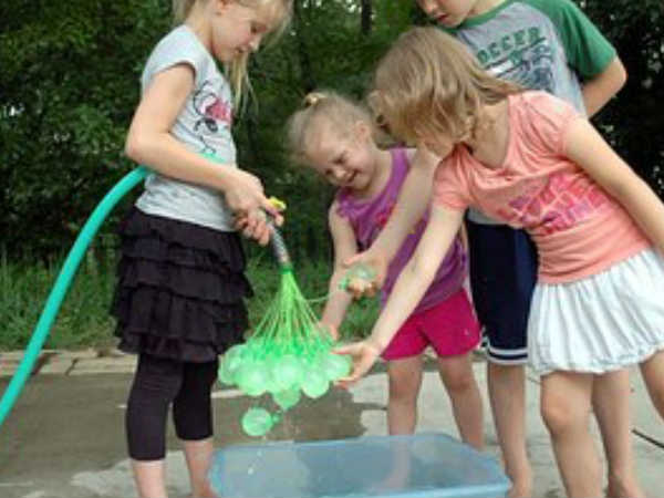 వాటర్ బెలూన్స్