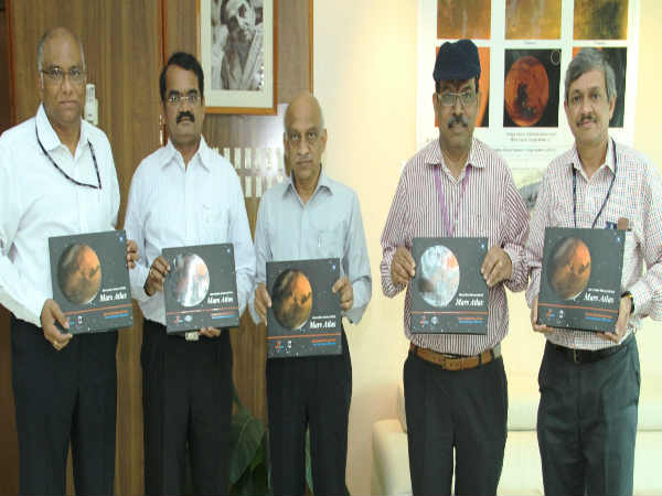 వందకి పైగా చిత్రాలను సైంటిఫిక్‌ అట్లాస్‌ రూపంలో..