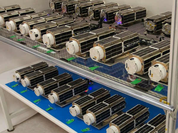 పావురం శాటిలైట్ ఫోటో