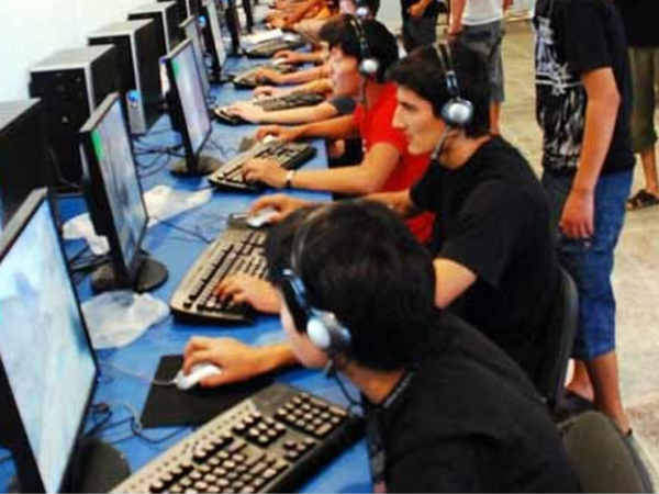 అన్ని వయసుల వారి మీద..