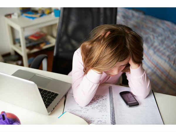 ఇంటర్ నెట్ అంటేనే పెద్ద సమస్య