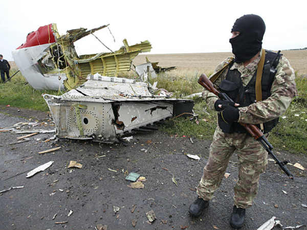 ఉక్రెయిన్ వాదనను మోసే పనిలో పశ్చిమ పత్రికలు