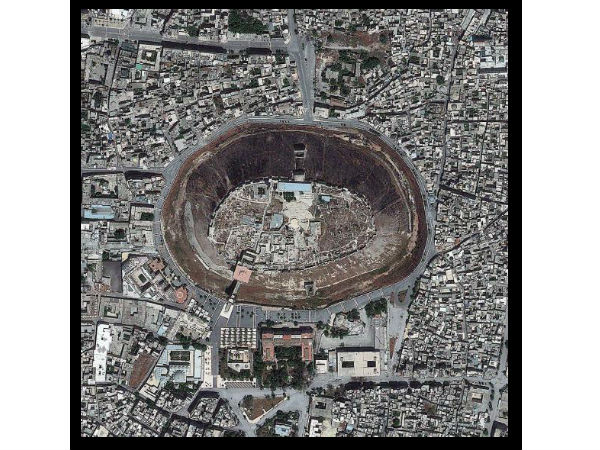 సిరియాలోని అలెప్పో నగరంలోని ఓ మధ్య యుగ ప్యాలెస్