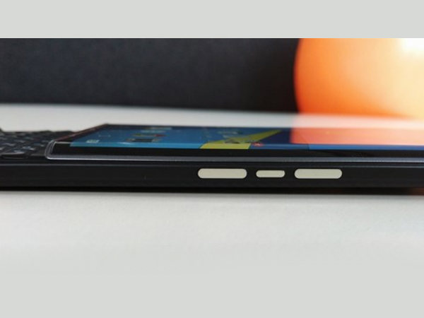 బ్లాక్‌బెర్రీ ఆండ్రాయిడ్ ఫోన్  ‘BlackBerry Priv' అనధికారిక స్పెక్స్
