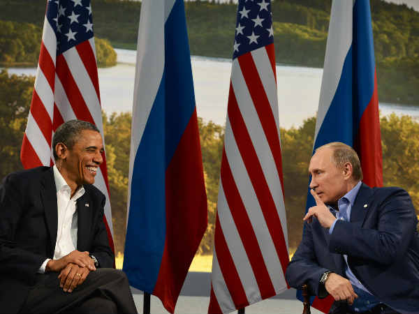 ఆచరణలో మూడు అడుగులు ముందుకేస్తే నాలుగడుగులు వెనక్కి ..