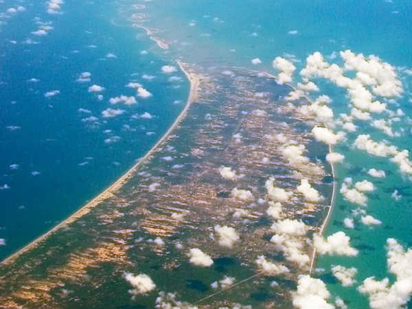 ఆడం బ్రిడ్జి హనుమాన్ నిర్మించారా..?