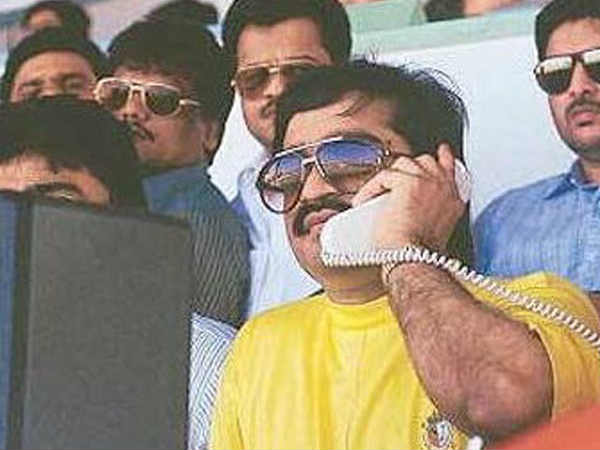 దావూద్ దగ్గర నుంచి మొదలు పెట్టాలి..