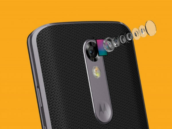 మోటరోలా డ్రాయిడ్ టర్బో 2 స్టన్నింగ్ లుక్స్