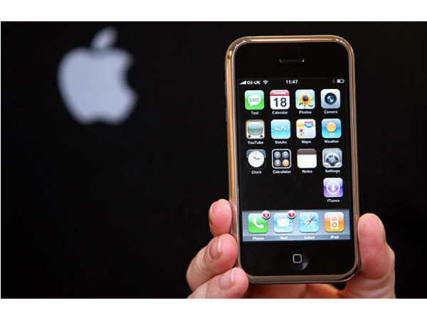 ఆపిల్ ఐ ఫోన్ 2005