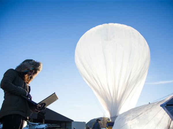 గృహాలకు, వ్యాపారాలకు బెలూన్లపరిధిలోని నెట్ స్పీడును..