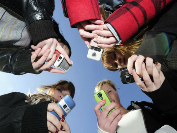 గిజ్‌బాట్ పేజీని లైక్ చేయండి 