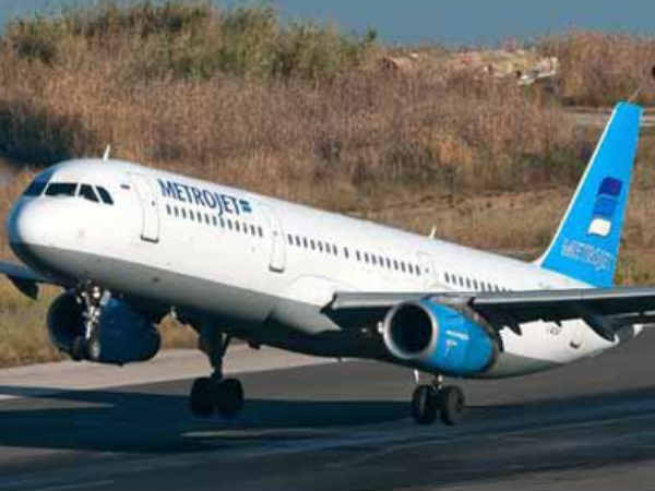 విమానంలో తలెత్తిన సాంకేతిక సమస్యలతో..