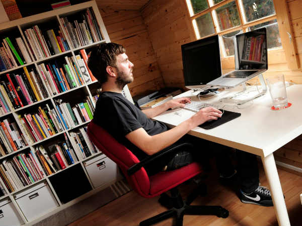 డిజైన్ విభాగంలో..