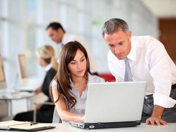 సీనియర్ ప్రోగ్రామ్ మేనేజర్ విభాగంలో