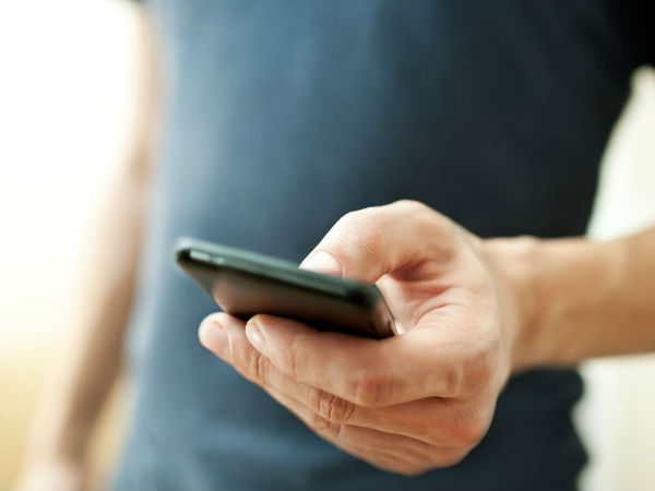 తడిచిన ఫోన్‌ను ఫిక్స్ చేసేందుకు 8 సింపుల్ టిప్స్