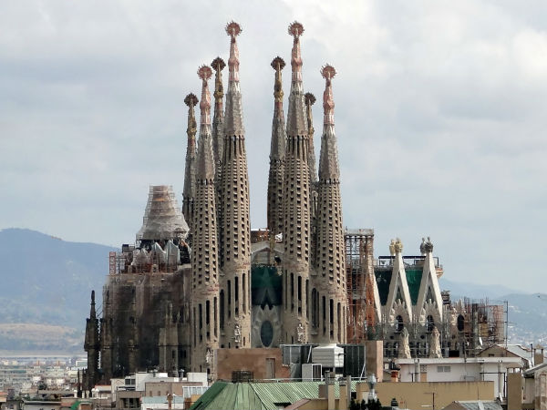 బార్సిలోనియాలోని సాగ్రడ ఫామిల్లా 