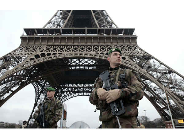 ఉగ్రదాడులకు ఫ్రాన్స్‌ లక్ష్యం కావడానికి కారణమేంటి.