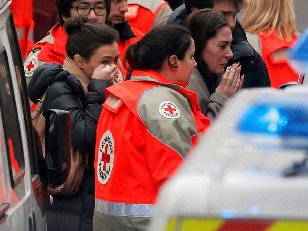 ఫ్రాన్స్‌కు ఉత్తర ఆఫ్రికాలోని పలు ముస్లిం దేశాలతో సుదీర్ఘ అనుబంధం