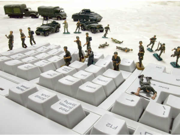 ఐఎస్ఐఎస్ ఈ హ్యాకర్ గ్రూప్ ను ఇడియట్స్ గా..