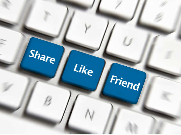 ఫేస్‌బుక్ ఫ్రెండ్స్ 300 దాటితే ఒత్తిడే