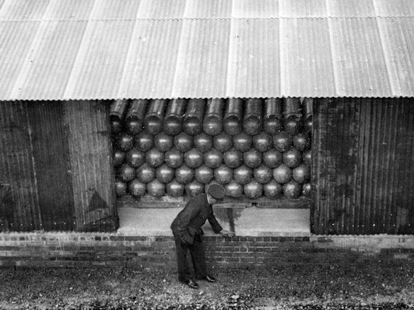 పోస్ జెన్ (Phosgene)