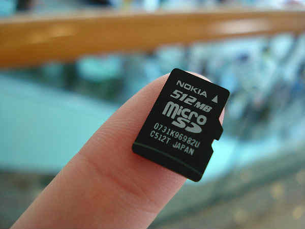 డిలీట్ అయిన ఫోటోలను తిరిగి పొందటం ఏలా..? 