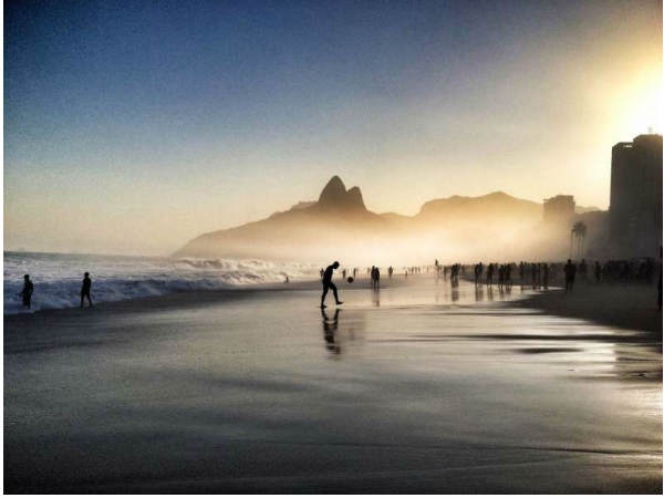 అవార్డులు గెలుచుకున్న ఐఫోన్ ఫోటోలు