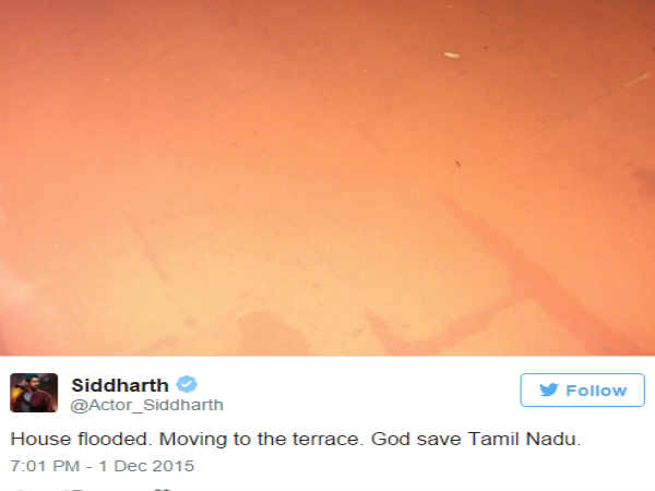 బాత్ రూంలోకి సైతం వాన నీరు 