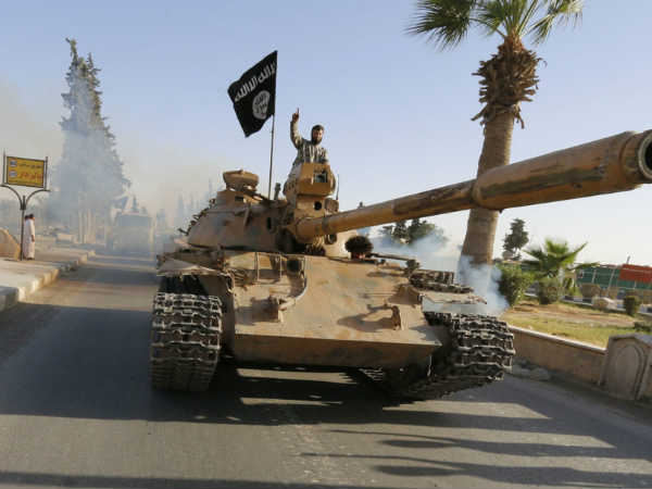 పారిస్‌ ఉగ్రదాడులను ఖండిస్తున్నానని