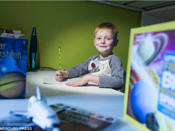 అరుణుడికి లేఖ రాయాలంటే ఎలా?