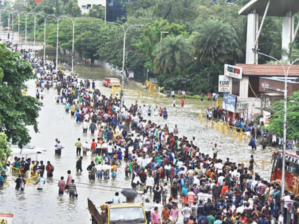 ఆటోమొబైల్ రంగానికి సుమారు 15,000 కోట్ల రూపాయల నష్టం