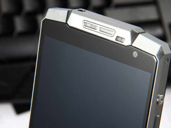 2 మెగా ఫిక్షల్ ఫ్రంట్ కెమెరా 