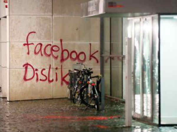 ప్రసంగాలను తొలగించడంలో విఫలమైనందుకు