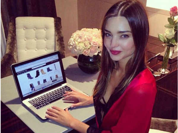 అందమైన శరీరీకృతిని కలిగి మంచి లుక్స్ ఉన్న మోడల్స్