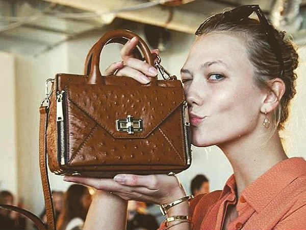 ఏ మోడల్ కి ఎన్ని క్లిక్ లు వచ్చాయి