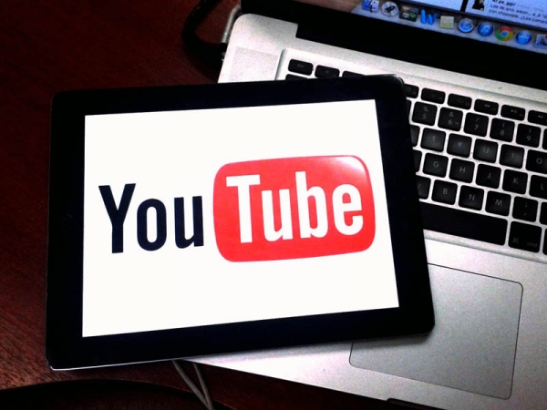 అతి కష్టం మీద అరకొర అర్థాలతో