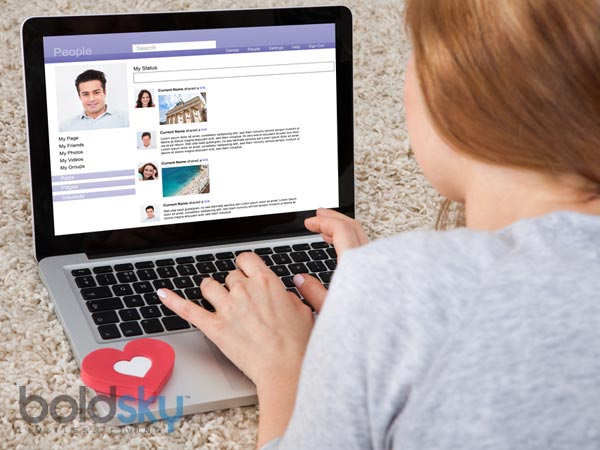 ఆకారం ఎలా ఉంటేనేమీ మానసికంగా కంపెనీ ఇచ్చేవాళ్లుంటే