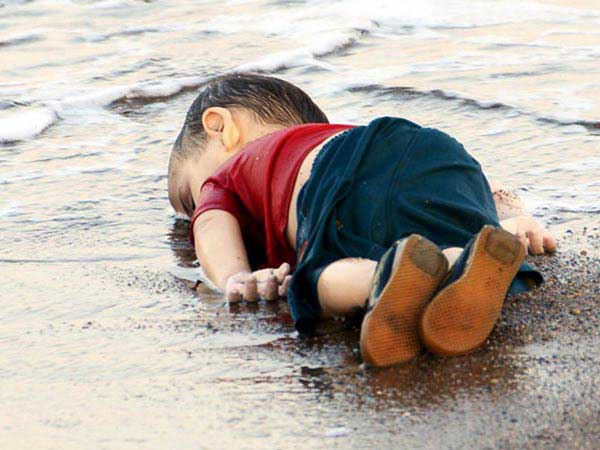 అణుక్షణం వెంటాడే విషాదం 