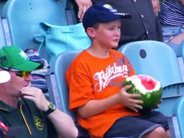 మెల్ బోర్న్ క్రికెట్ గ్రౌండ్ లో