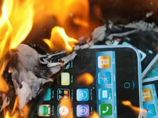 ఫోన్ ప్రొటెక్టివ్ కేస్ నుంచి ప్రమాదకర కెమికల్