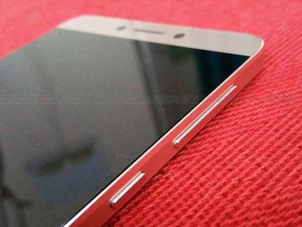 బడ్జెట్ మార్కెట్లోకి మరో జబర్థస్త్ ఫోన్ 