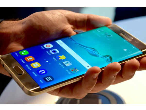 డస్ట్ అండర్ వాటర్ రిసిస్టింట్ 