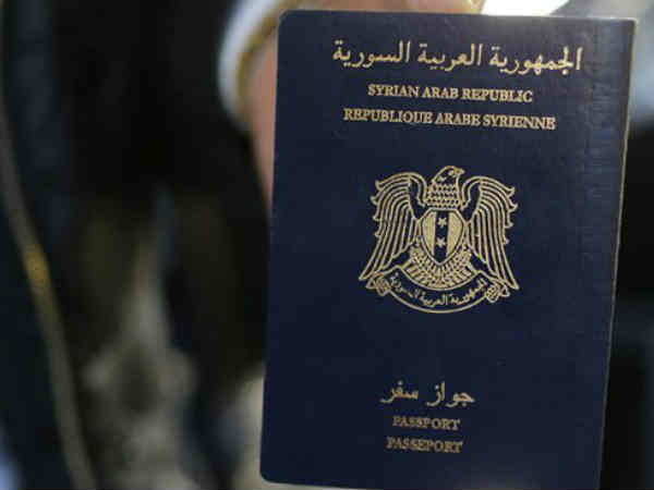 ఏకంగా నకిలీ పాస్‌పోర్టుల తయారీకి ఓ పరిశ్రమనే