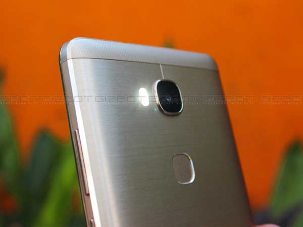 ఆకట్టుకునే స్పెక్స్‌తో ‘Honor 5X’, రూ.12,999