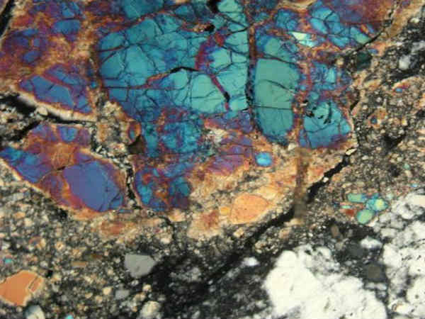 ఈ రెండు రకాల రాళ్లలో ఉన్న ఆక్సిజన్ పరమాణువు