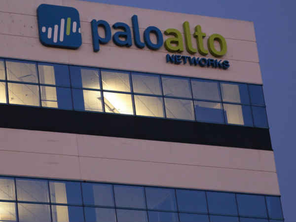 తమ వ్యక్తిగత సమాచారంలోని పదాలను పాస్ వర్డ్స్ గా