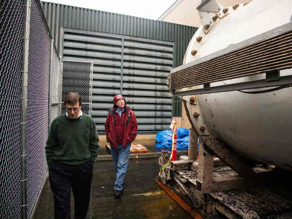 ప్రకృతికి ఎటువంటి హనీ జరగకుండా