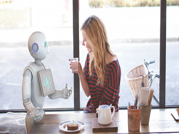  మనుషులను పోలిన 10 రోబోట్లు