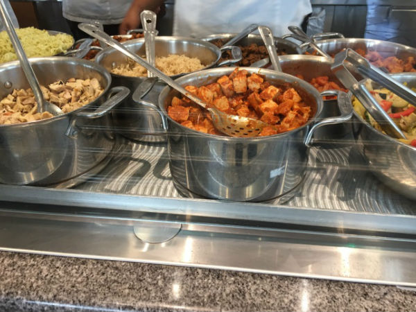  కార్పొరేట్ కంపెనీల్లో భోజన ఏర్పాట్లు ఎలా ఉంటాయ్